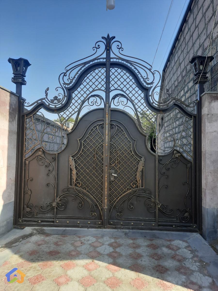 Vacharvum e sepakan tun 1000 qm