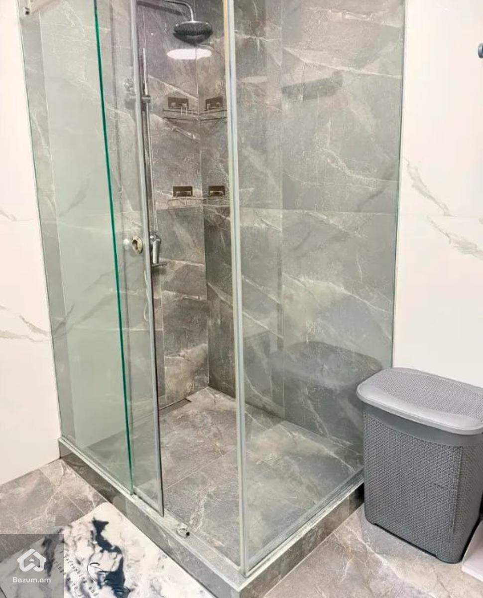 2 սենյականոց բնակարան կենտրոնում, - image 3