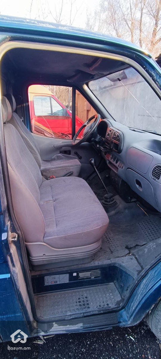 Ford Transit  - image 4