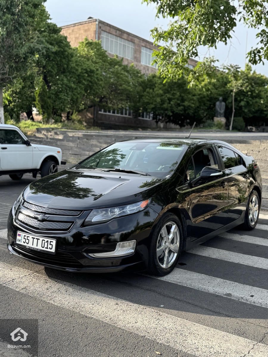 CHEVROLET VOLT  - image 4