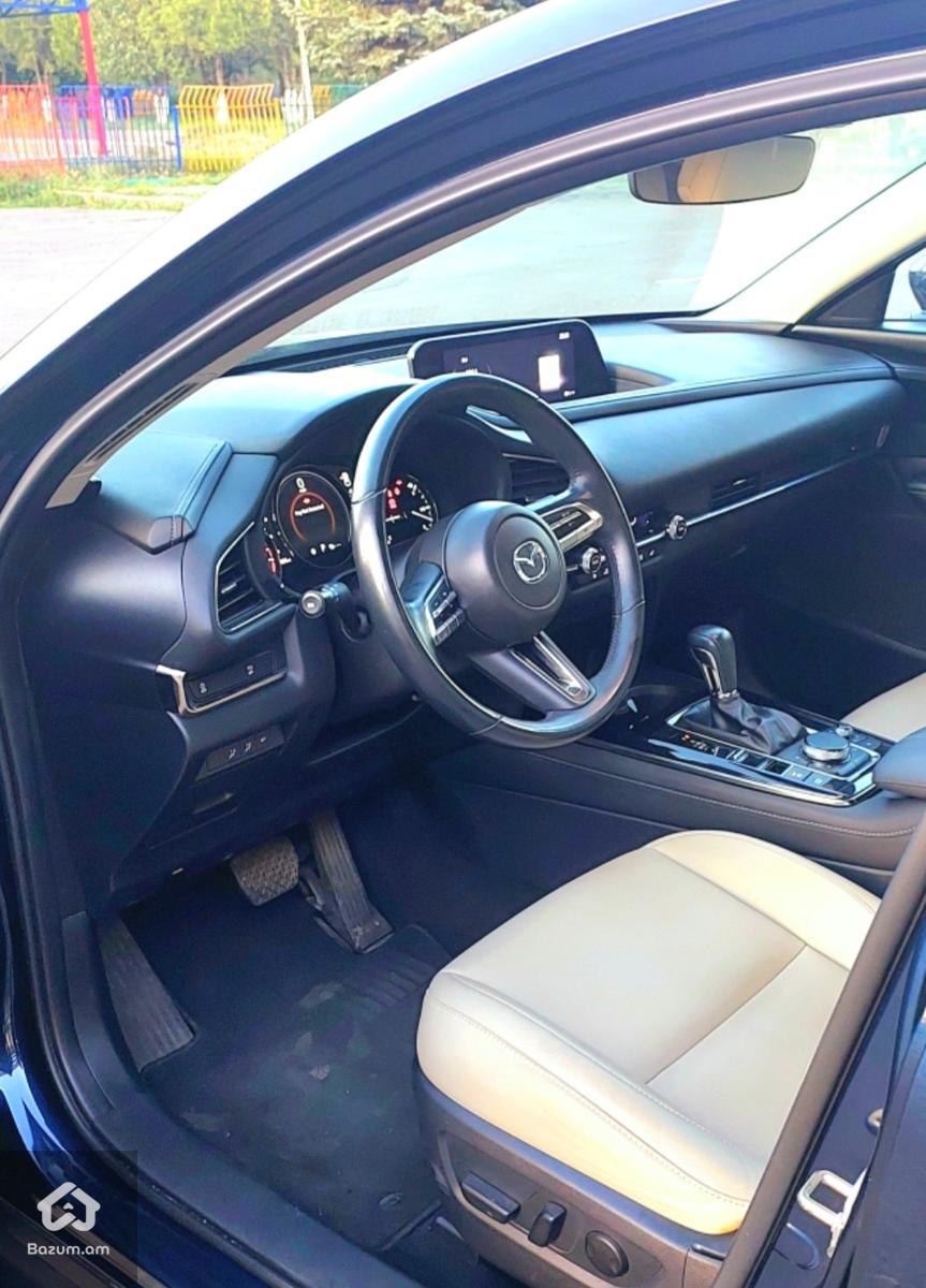 MAZDA CX-30 - image 10