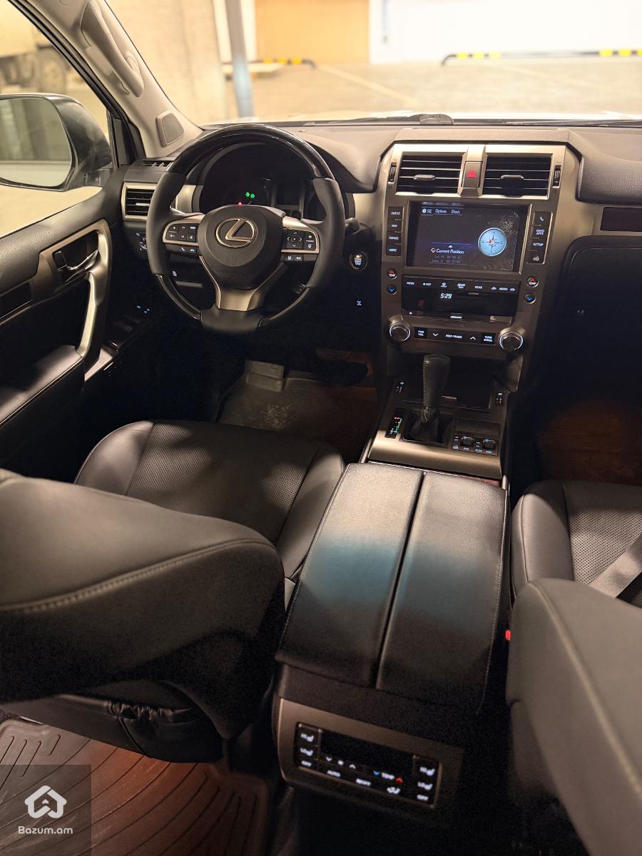 Lexus GX460 - image 8