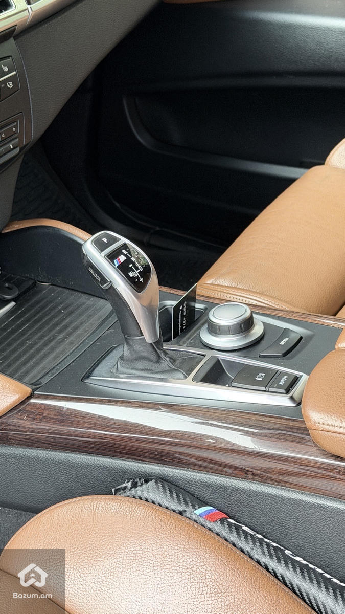 BMW X6 - image 19
