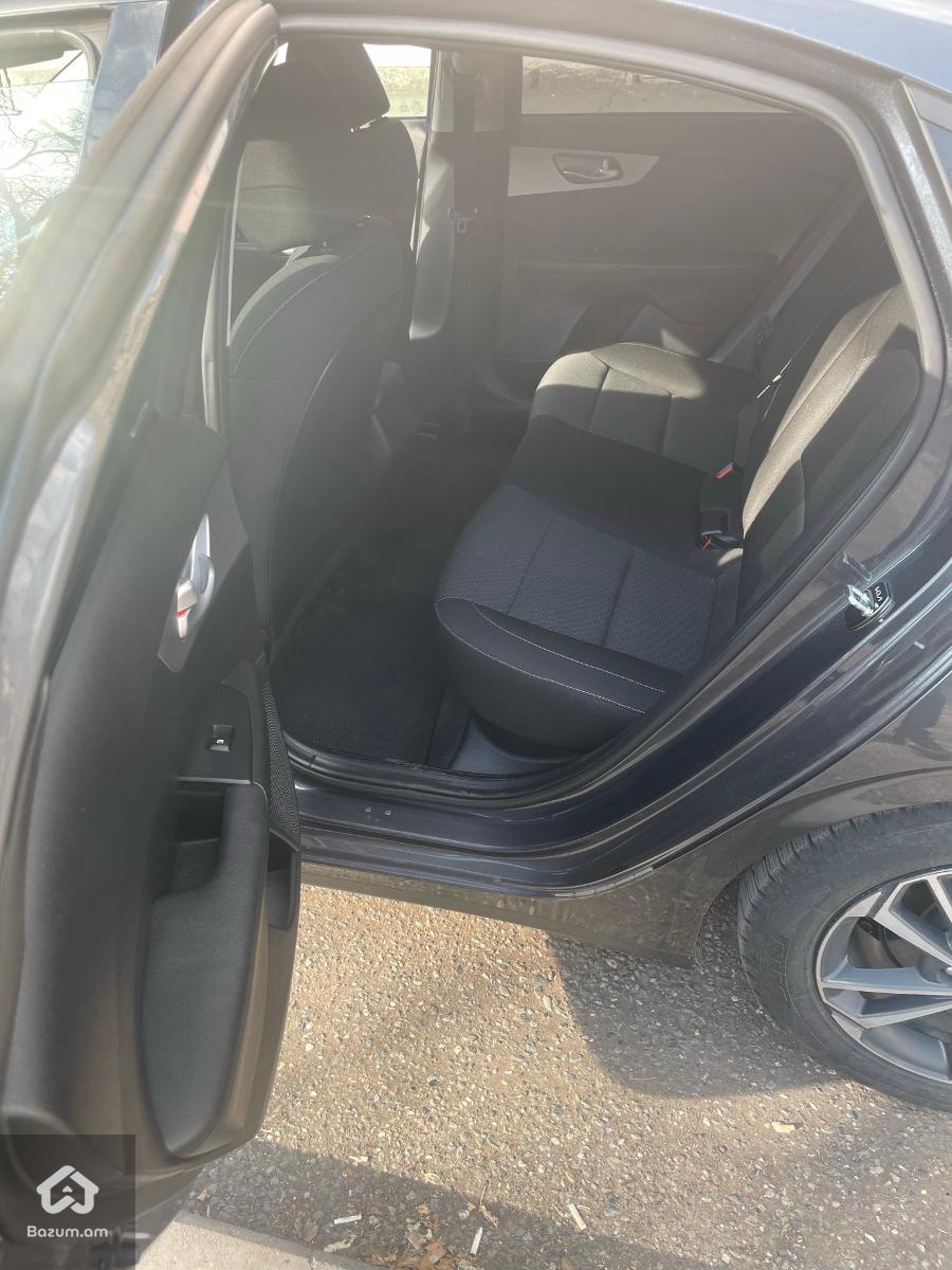 Kia Forte LXS  2023 - image 6