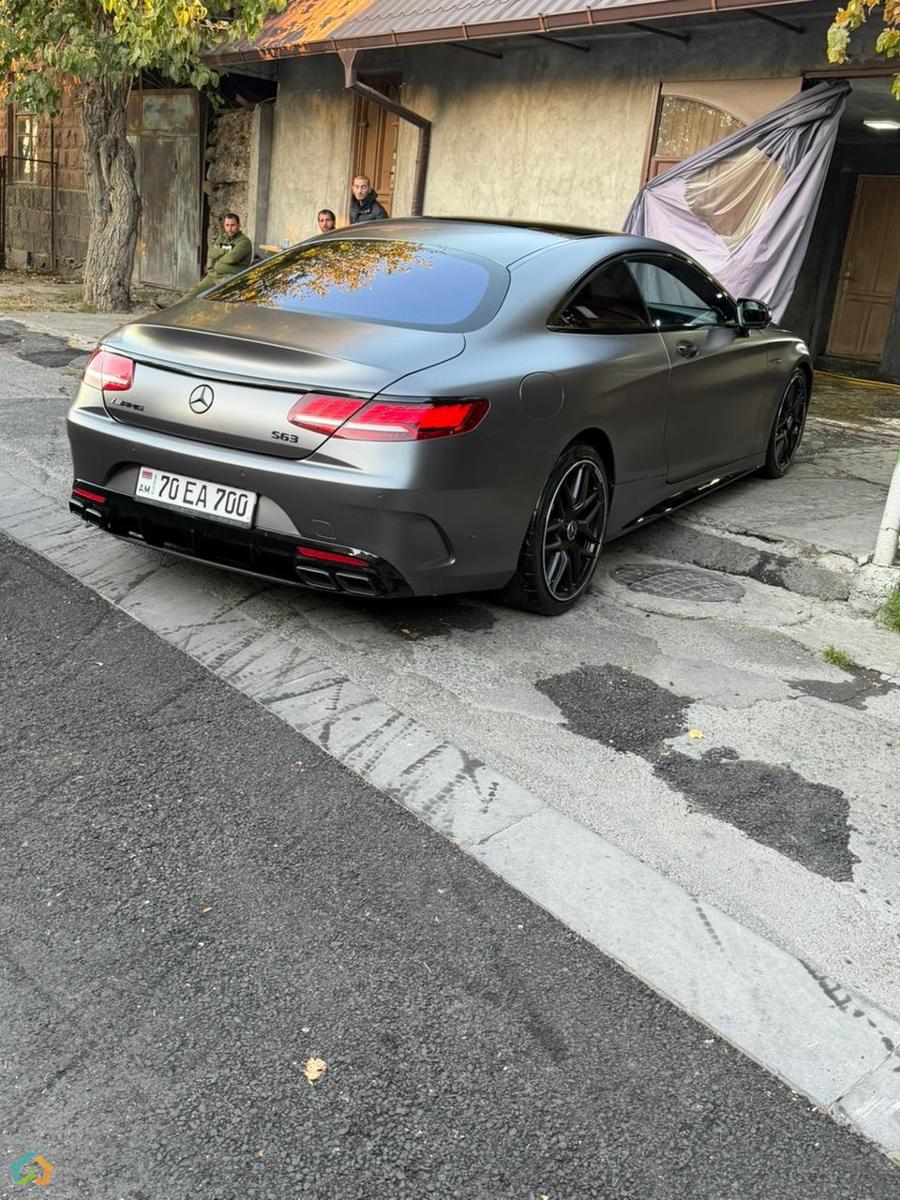 Mercedes-Benz S500 Coupe - image 1