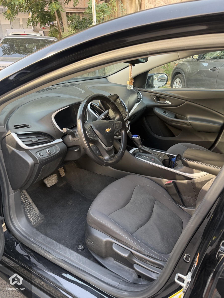 Chevrolet Volt 2017 - image 6