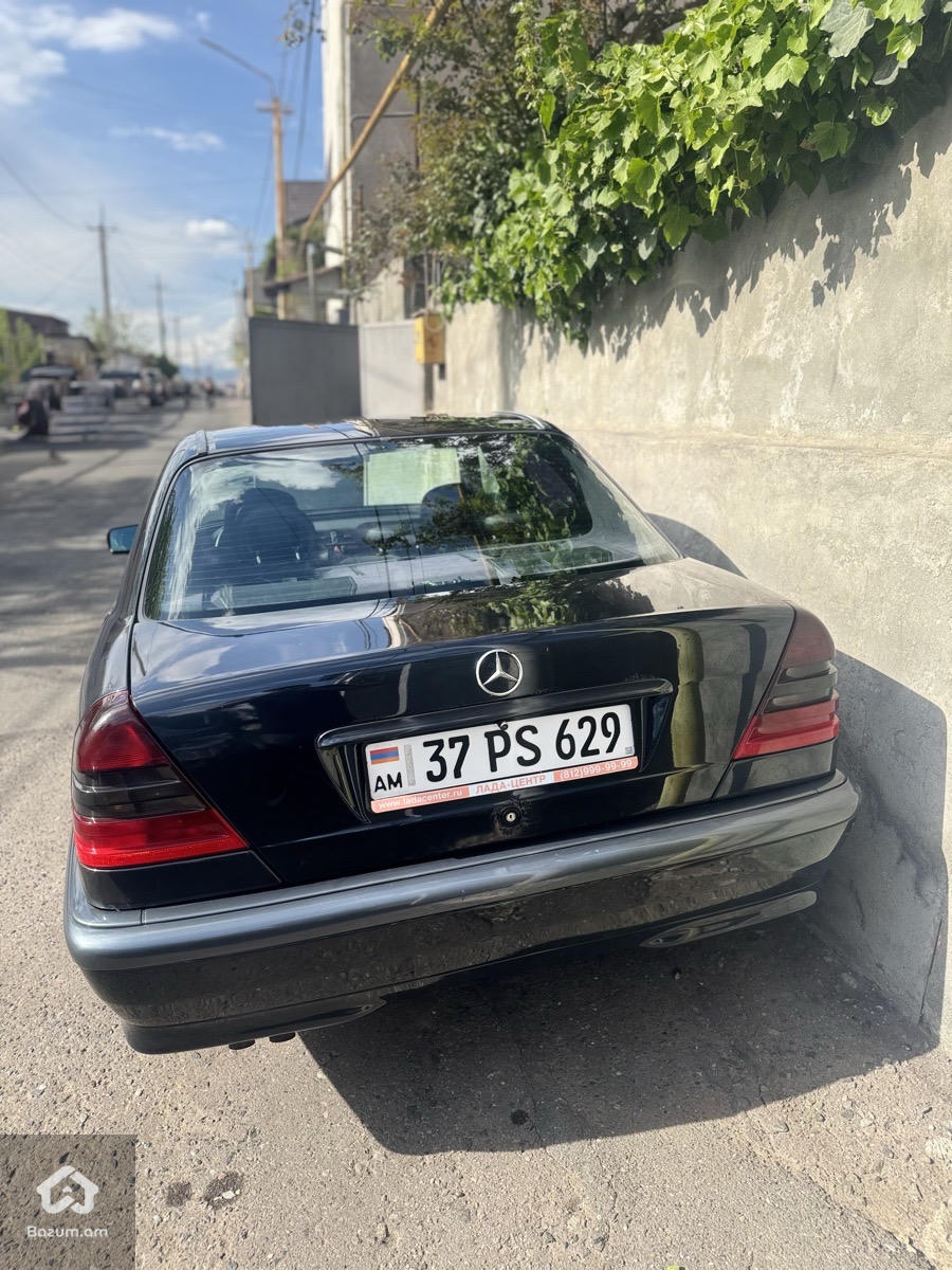 Mercedes Benz Diesel - image 5