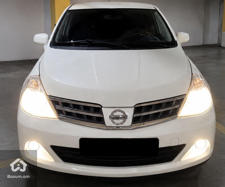 Nissan Tiida 2009 - image 2