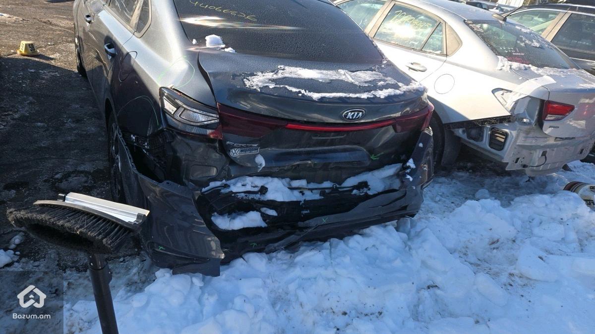 Kia Forte LXS - image 7