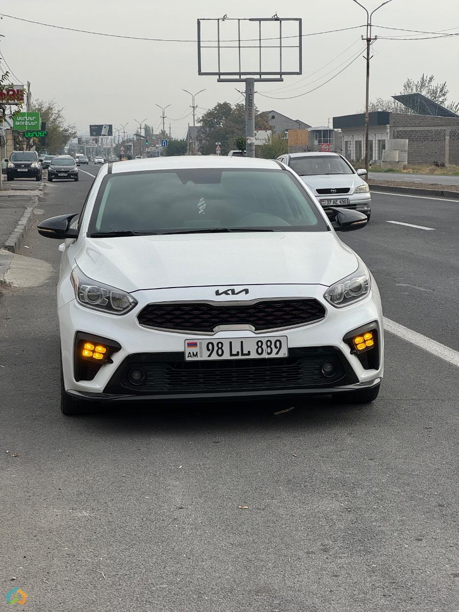 Kia Forte EX - image 9