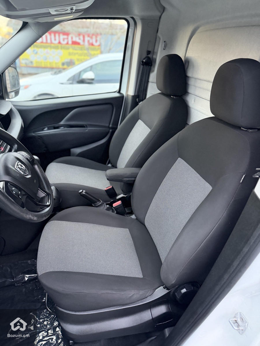 RAM PROMASTER CITY - image 10