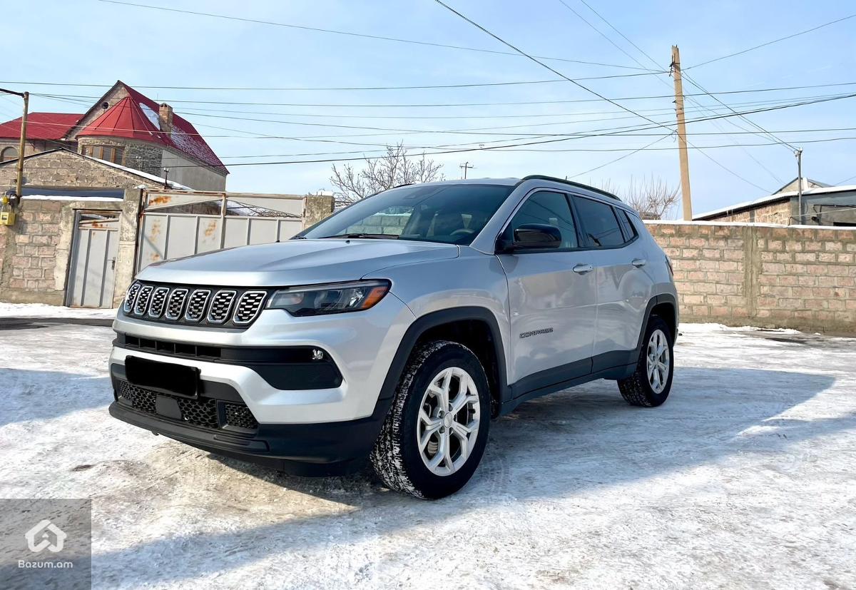 JEEP COMPASS LATITUDE - image 3
