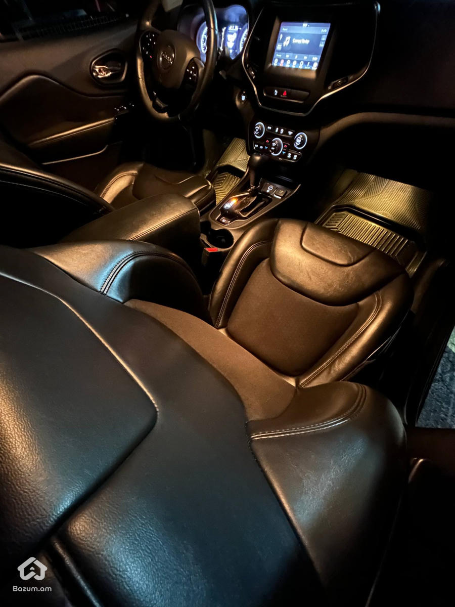 JEEP CHEROKEE 2019/2 2.4L - image 24