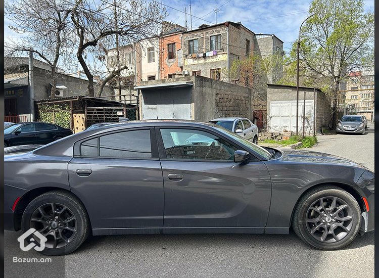 Dodge Charger GT Line - image 3