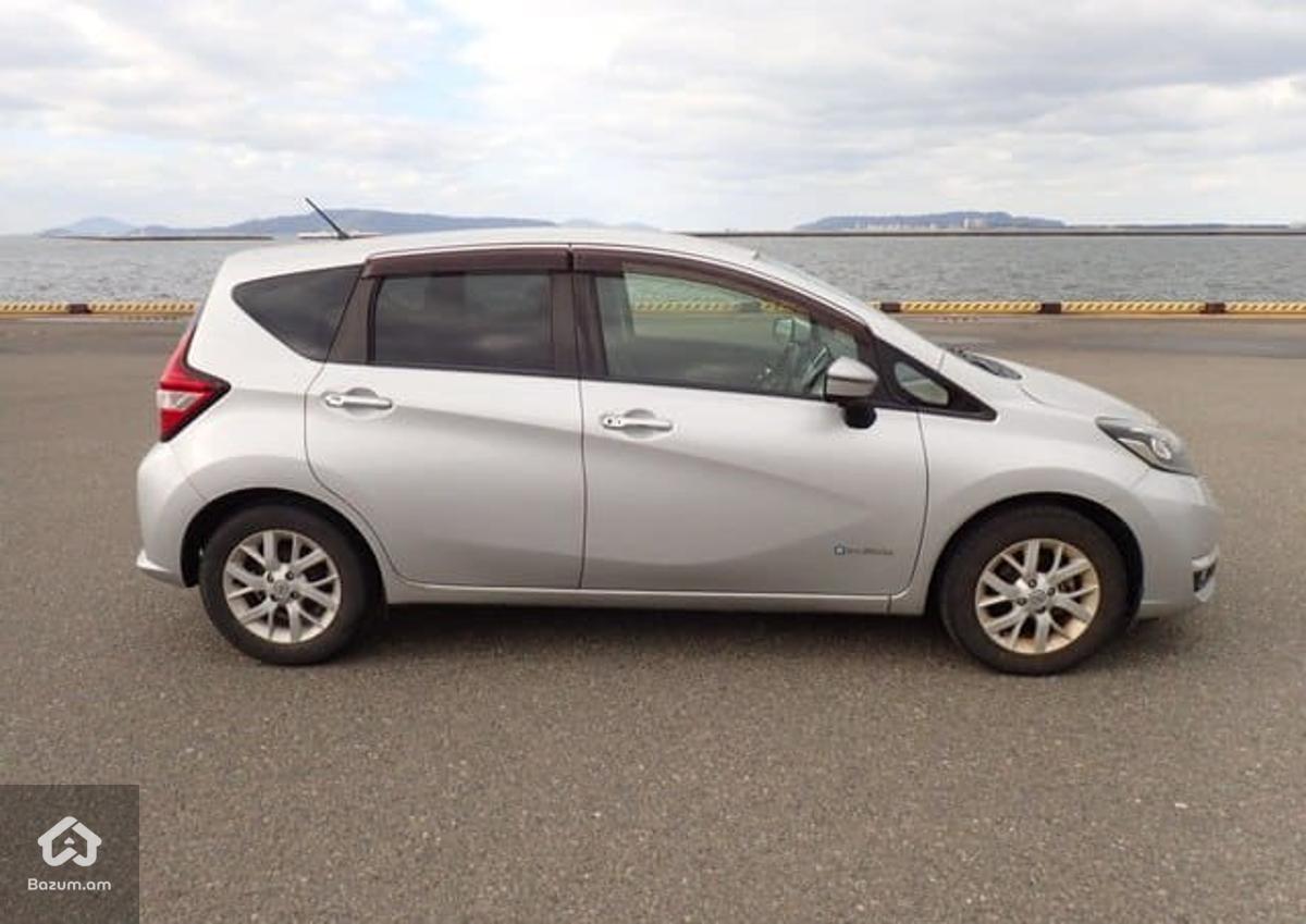 Nissan Note E-Power Hybrid MEDALIST 2016թ - image 6