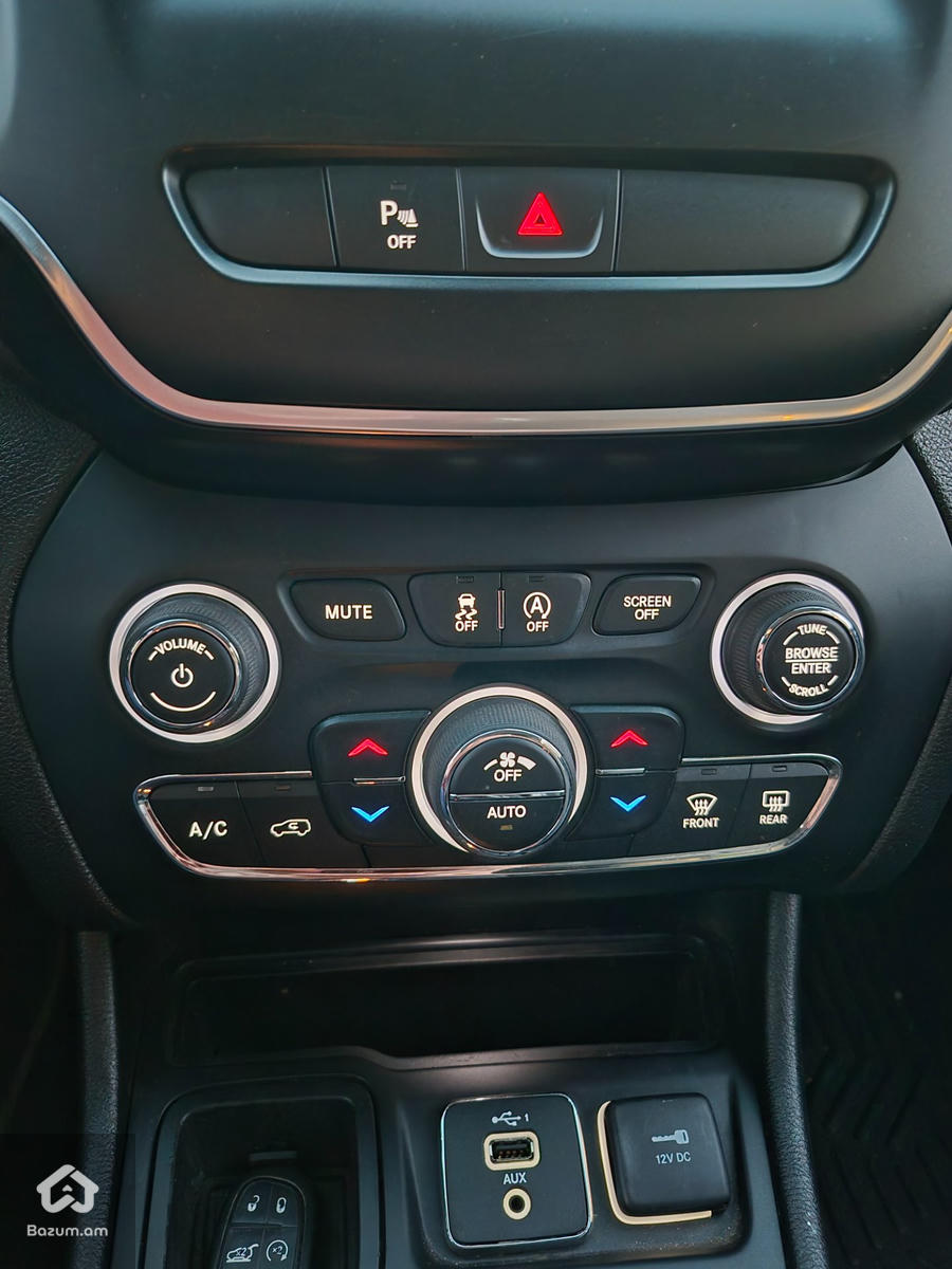 JEEP CHEROKEE 2019/2 2.4L - image 38