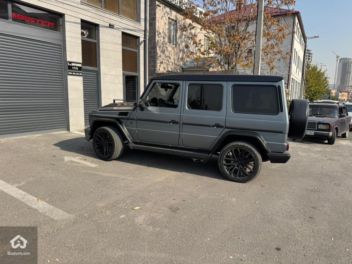 Mercedes-Benz G500  - image 8