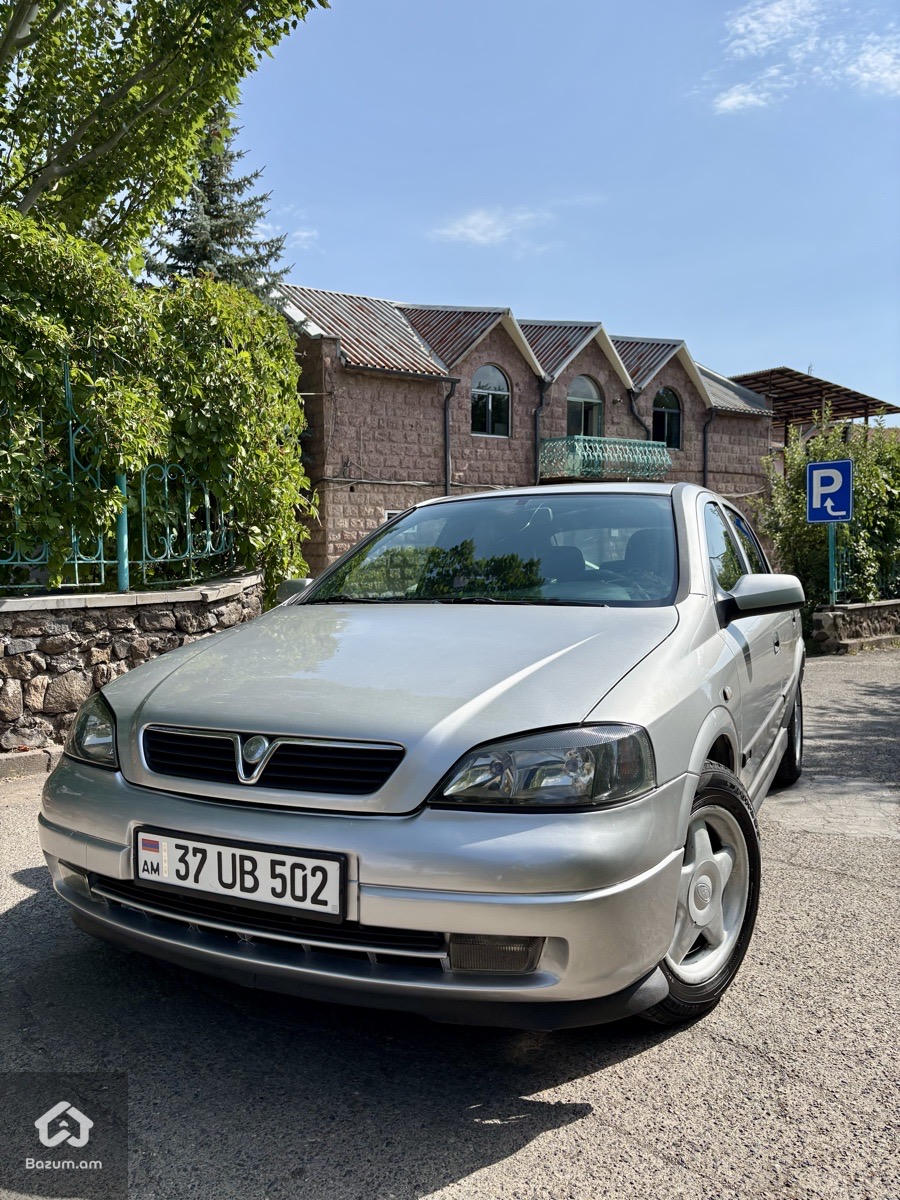 Opel Astra 2001 - image 2
