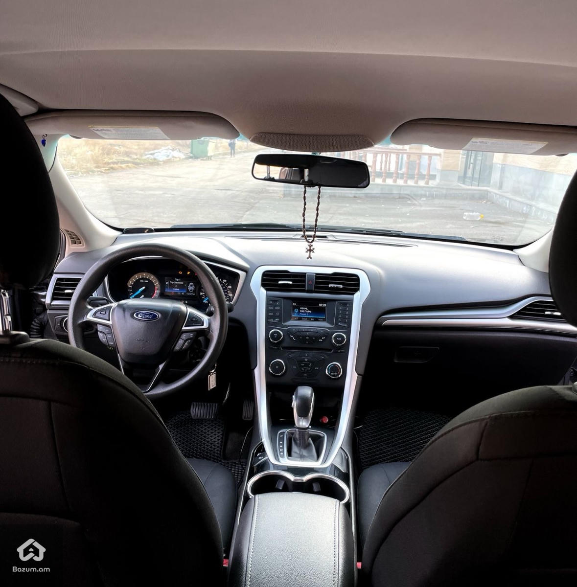 Ford Fusion - image 11