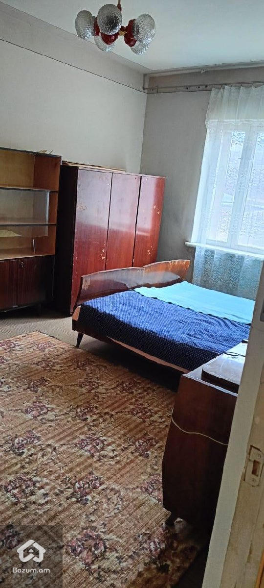վաճառվում է 1 սենյականոց բնակարան