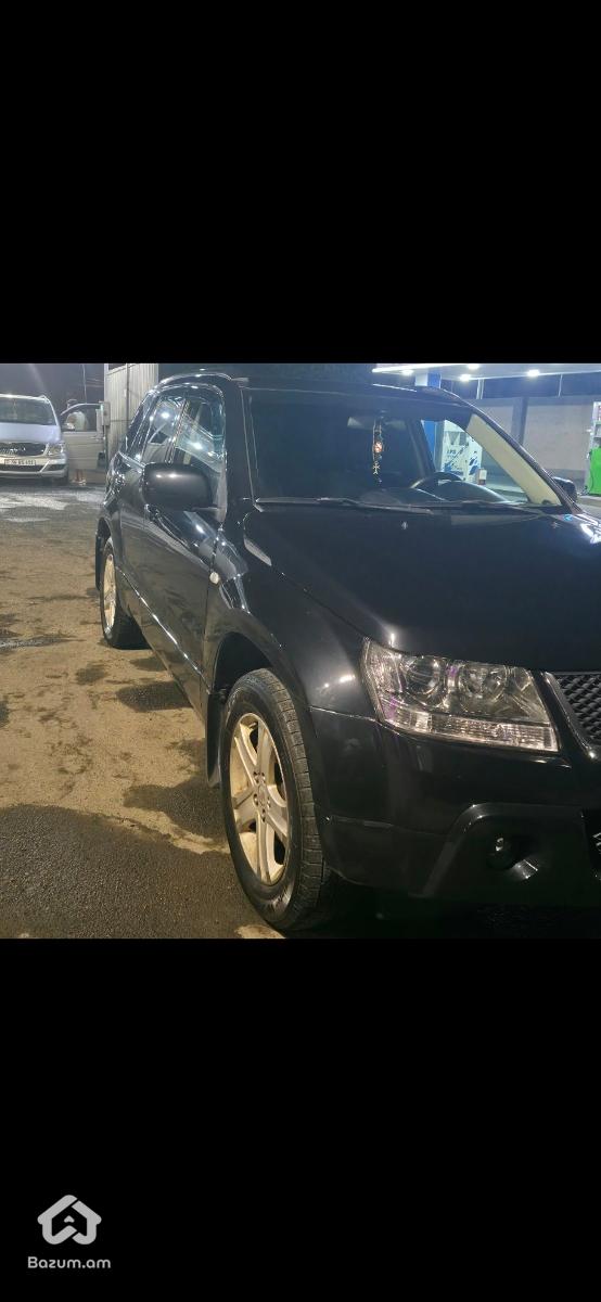 Suzuki Grand Vitara  - image 1