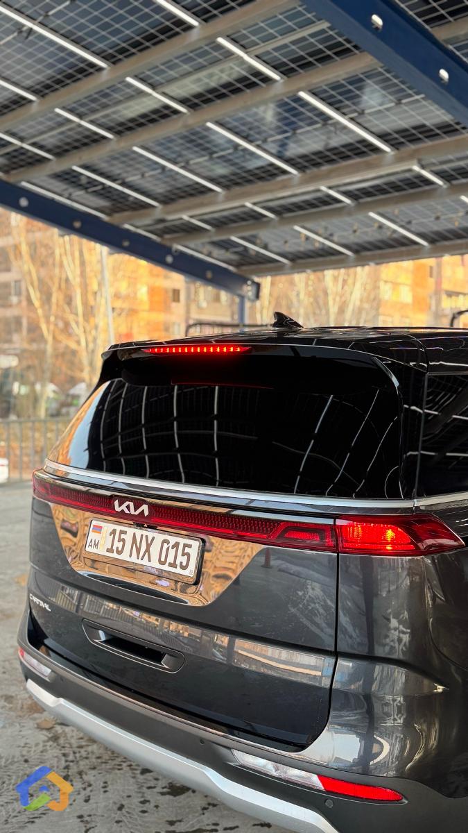 KIA CARNIVAL EX - image 8