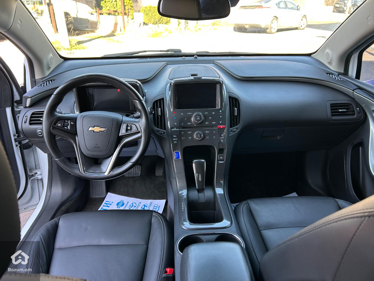 Chevrolet  - image 5