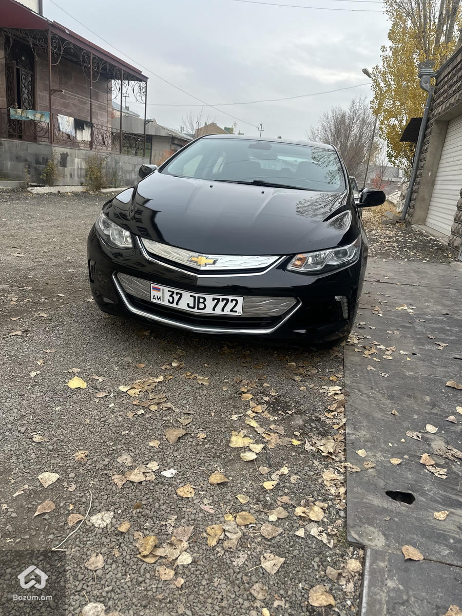 Chevrolet volt 2 - image 2