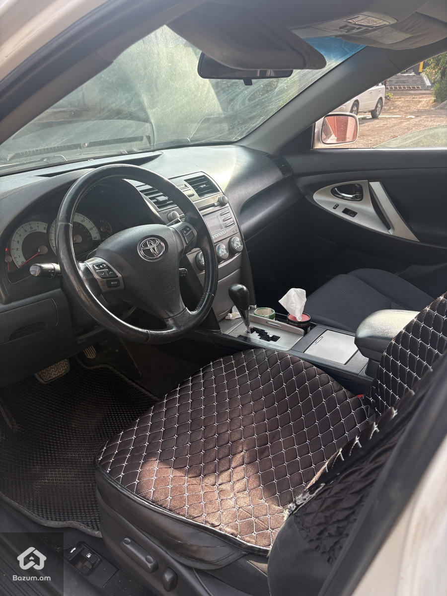 Toyota camry 2007 SE - image 3