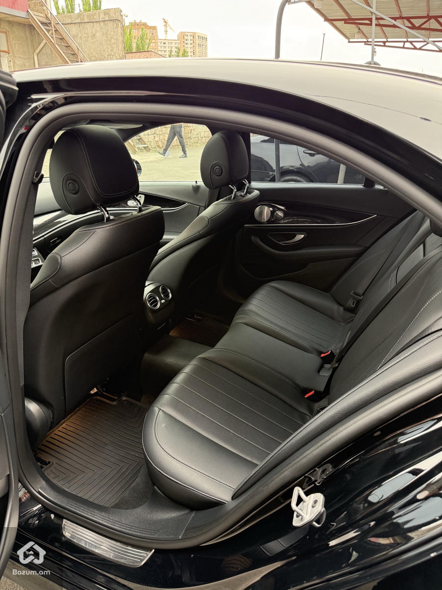 2021 Mercedes-Benz E350 Restyle - image 9
