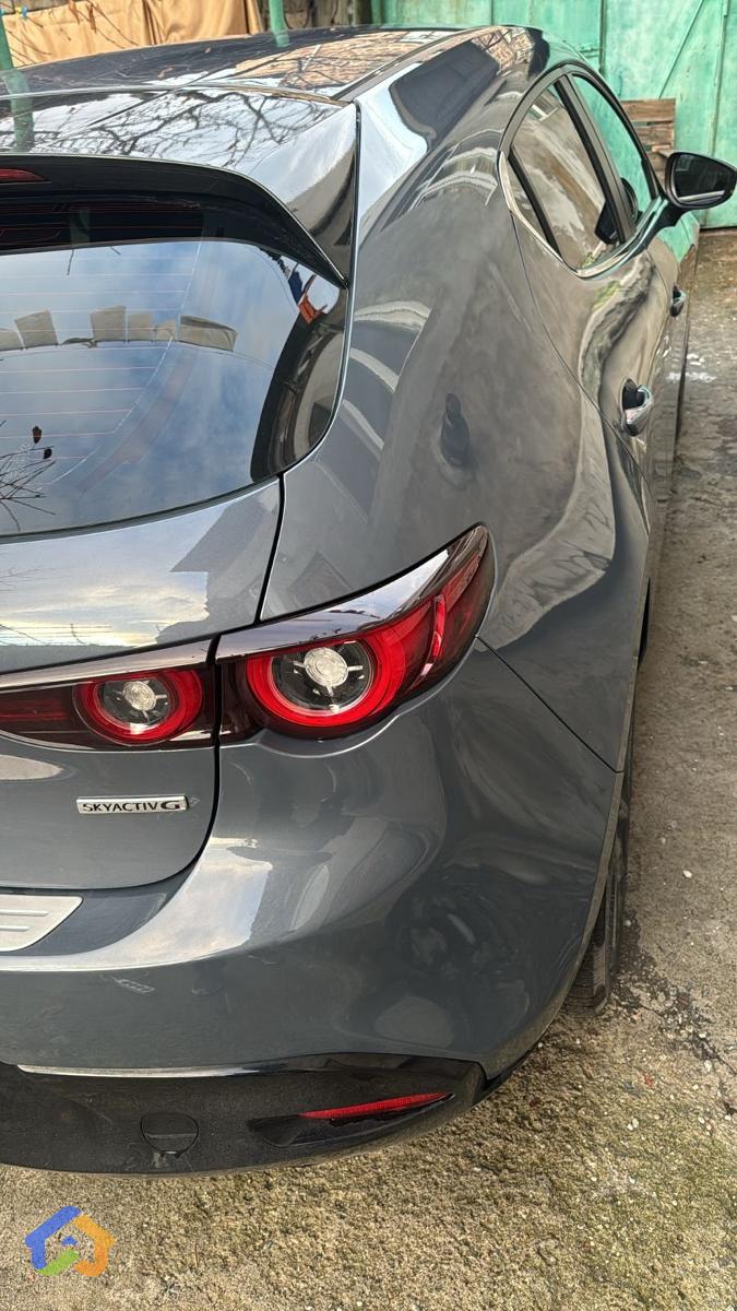 Mazda 3 Preffered Carbon Edition - image 6