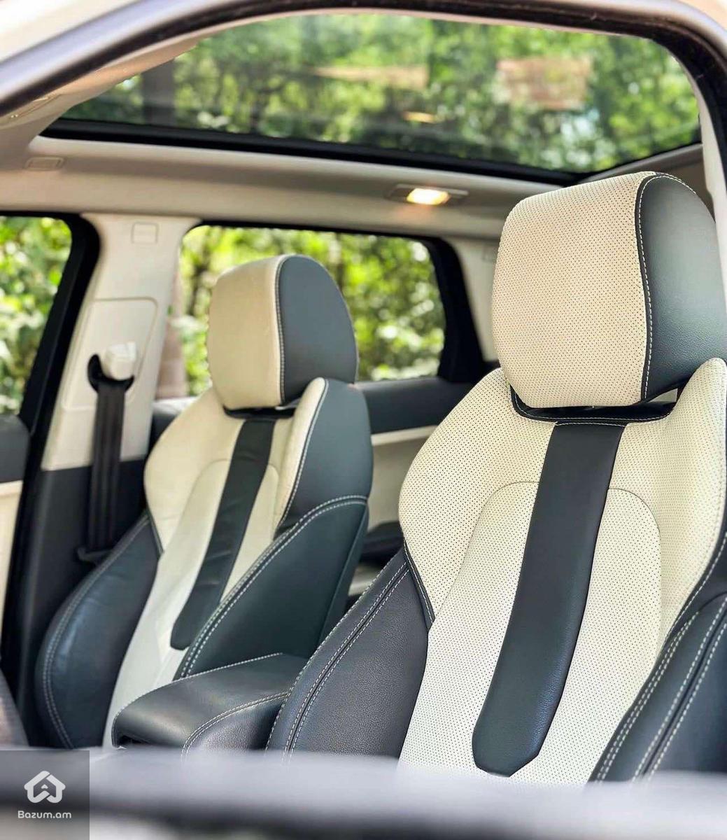 Range Rover - image 6