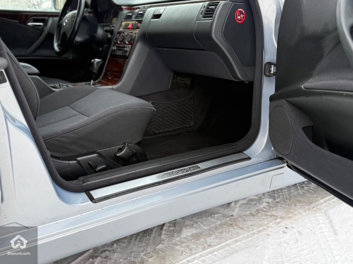 E class 240 - image 13