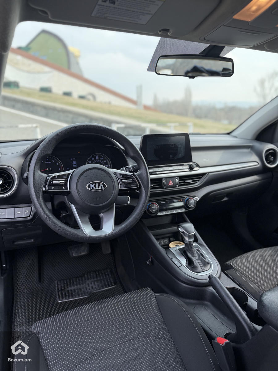 Kia Forte 2018 FE 2.0L - image 18