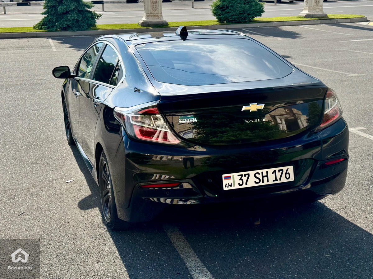 Chevrolet Volt 2 - image 6