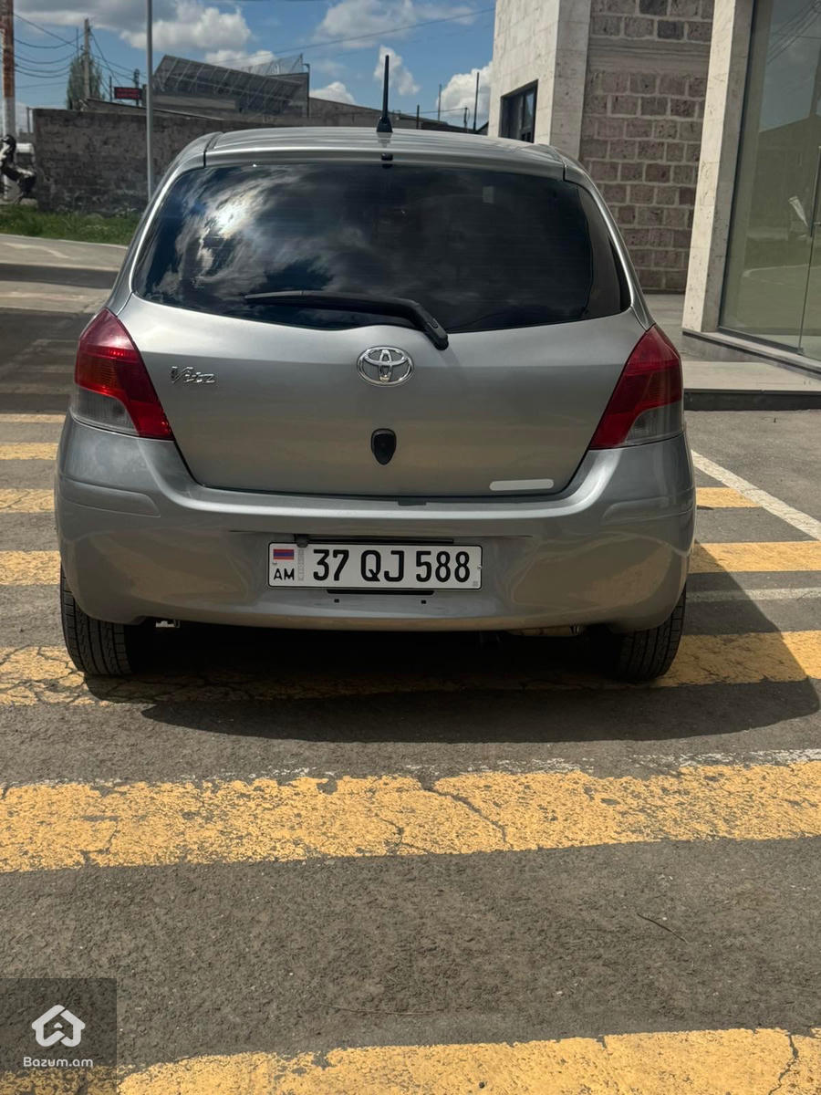 Toyota - image 2