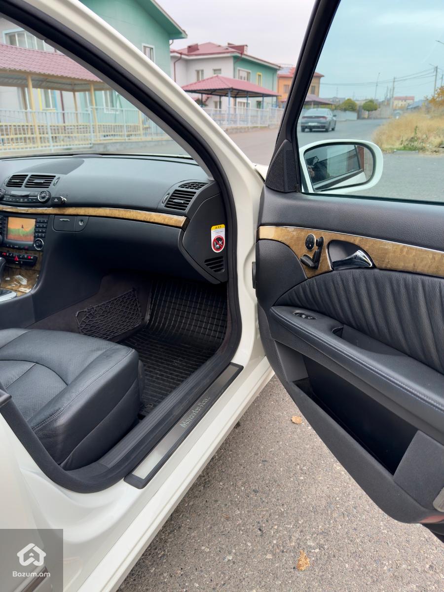 E350 japan 91.000km - image 3