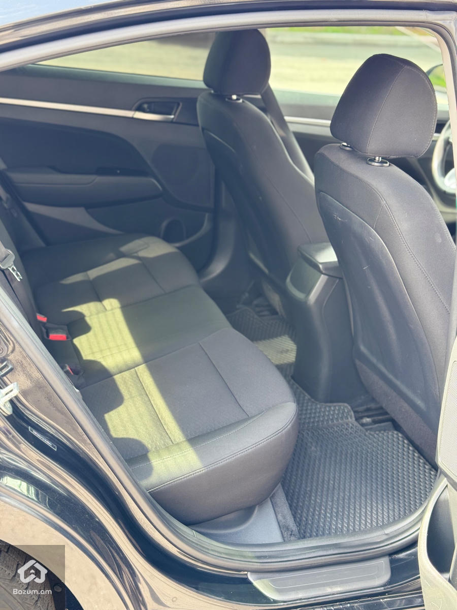 Hyundai elantra 2019 - image 8