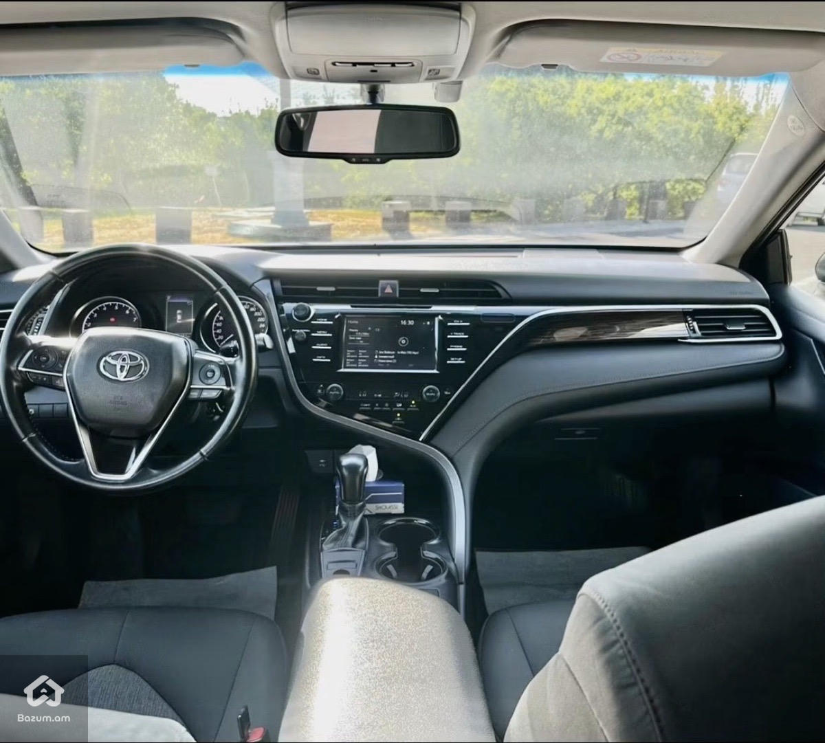 camry - image 3