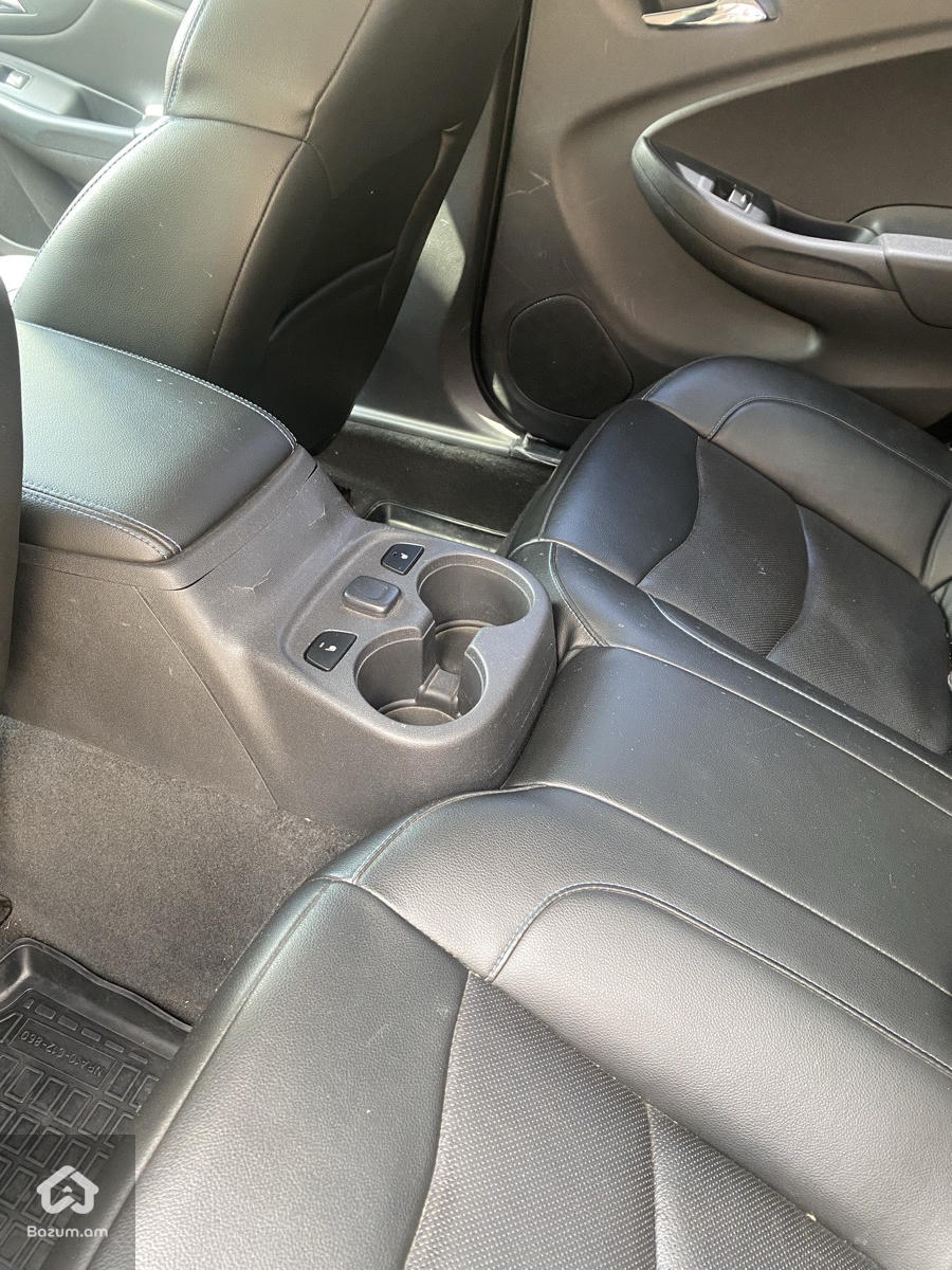 Chevrolet Volt 2 - image 6