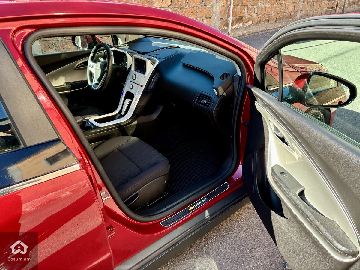 Chevrolet Volt 2013 - image 8