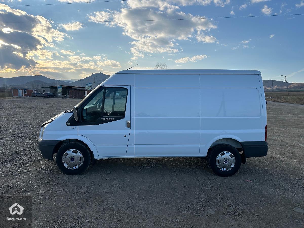 FORD TRANSIT TREND FULL - image 6