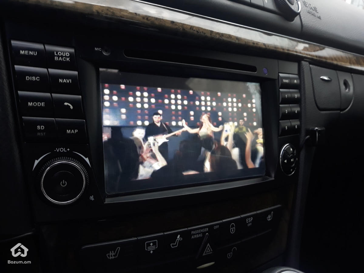 Mercedes W211 - image 28