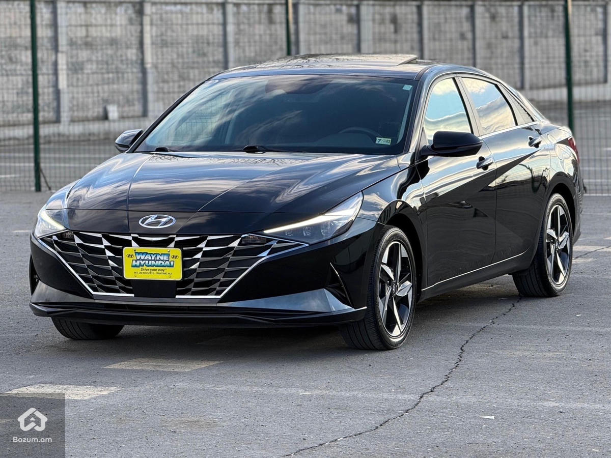 Hyundai Elantra - image 18