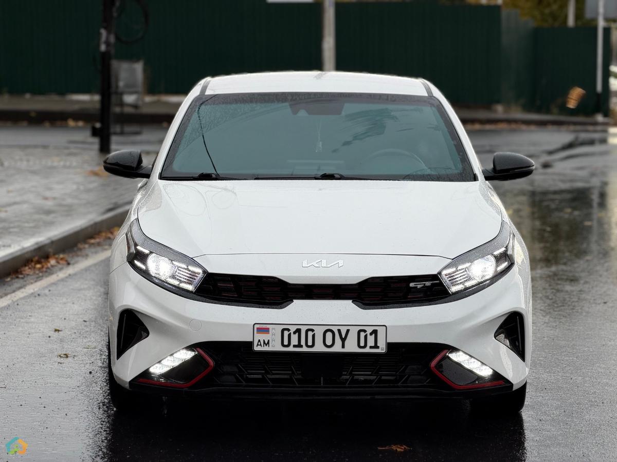 Kia Forte Gt-line - image 17