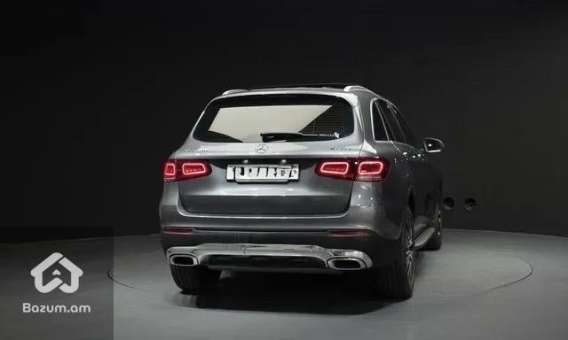 Mercedes Benz GLC-Class X253GLC300 4MATIC - image 4
