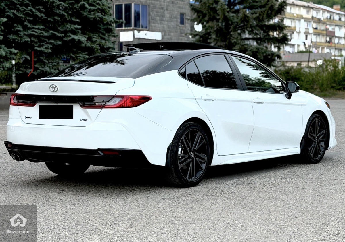 TOYOTA CAMRY 2025 XSE HIBRID - image 7