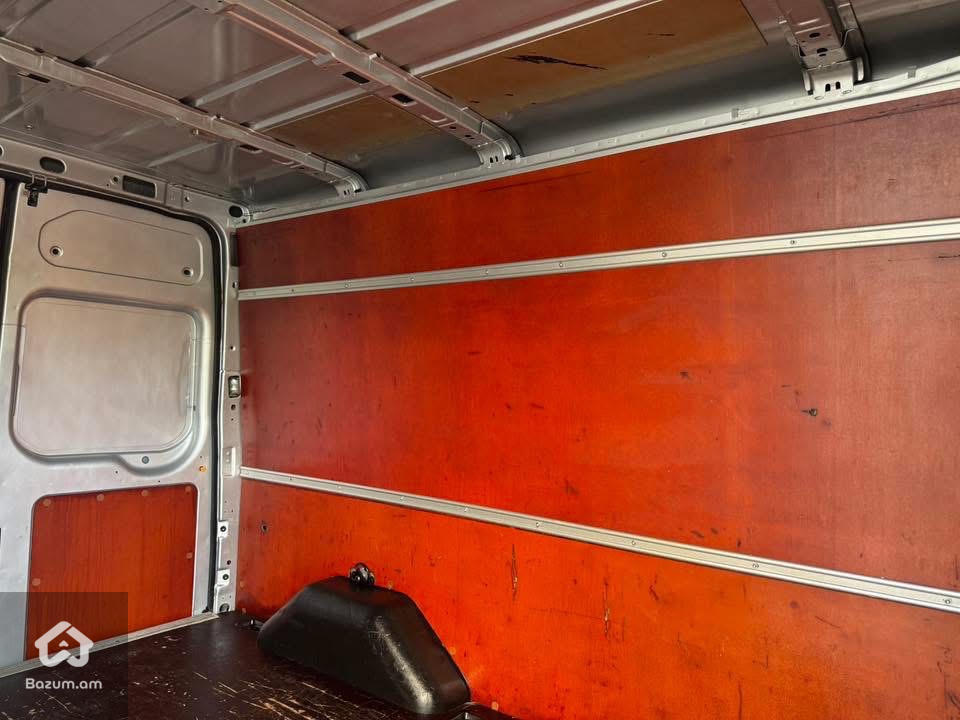Ford transit  - image 5