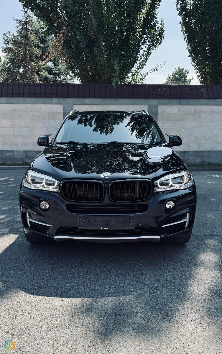 BMW X5 - image 10