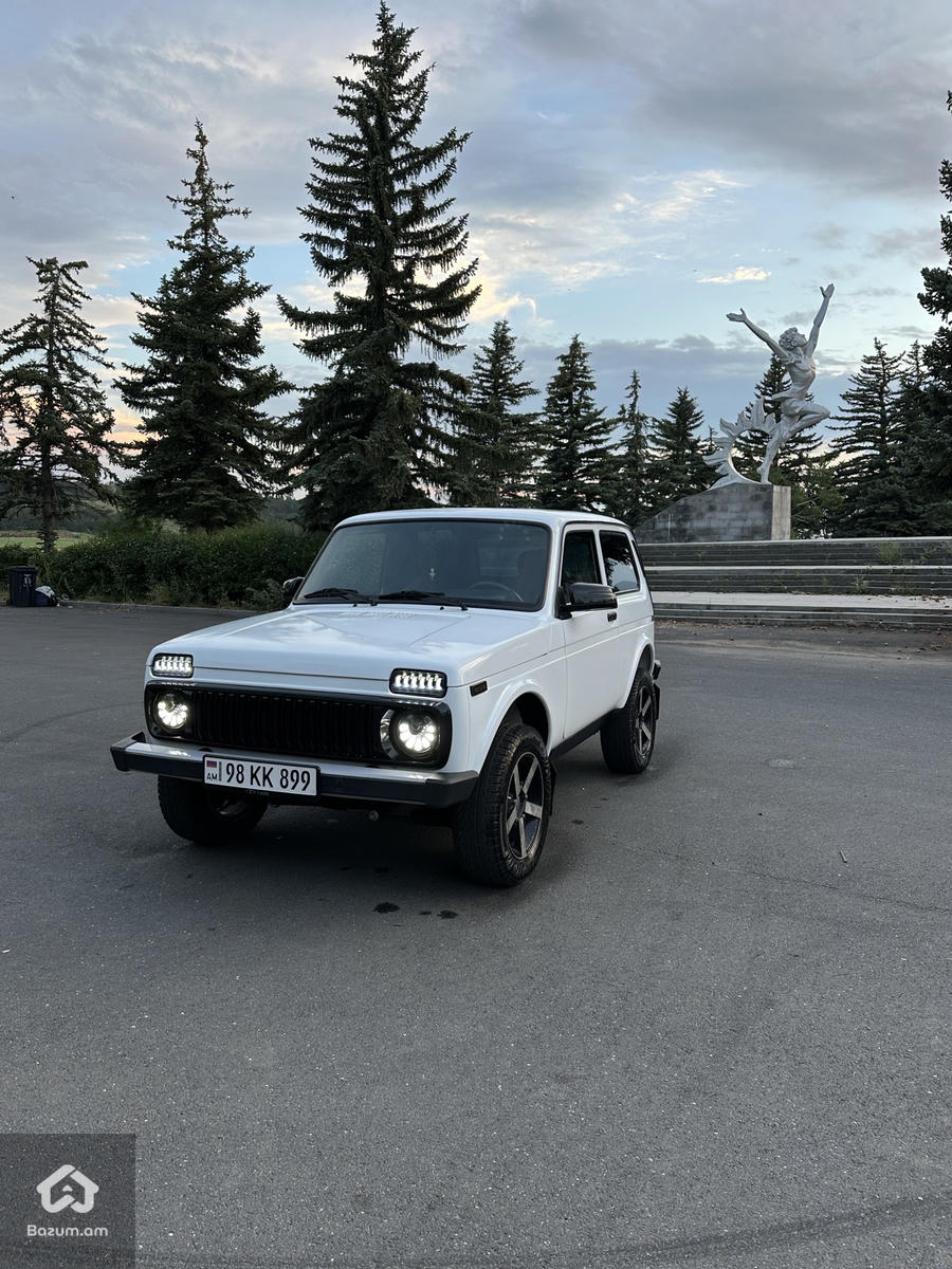 Lada Niva - image 2